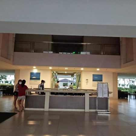 Field Residences Paranaque City Εξωτερικό φωτογραφία