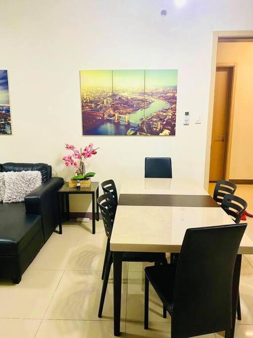 Field Residences Paranaque City Εξωτερικό φωτογραφία